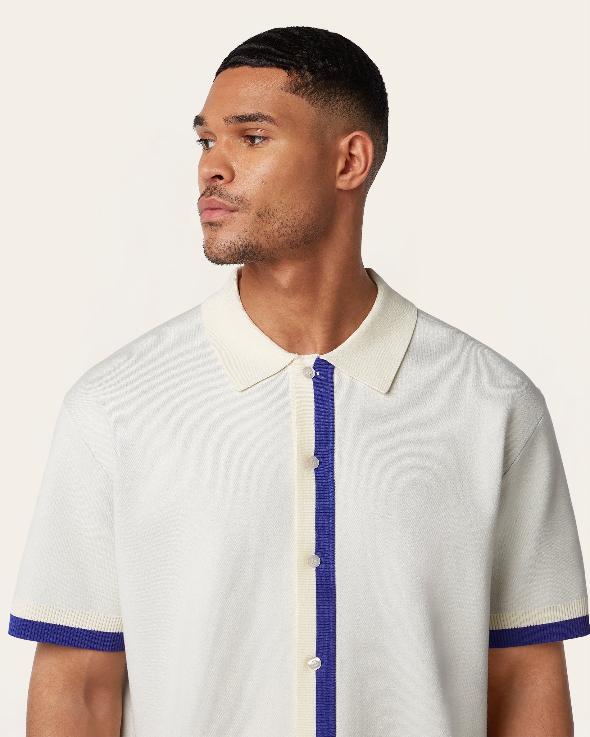 Jacquard Short Sleeve Shirt Off White / Cobalt Blue - Image 4