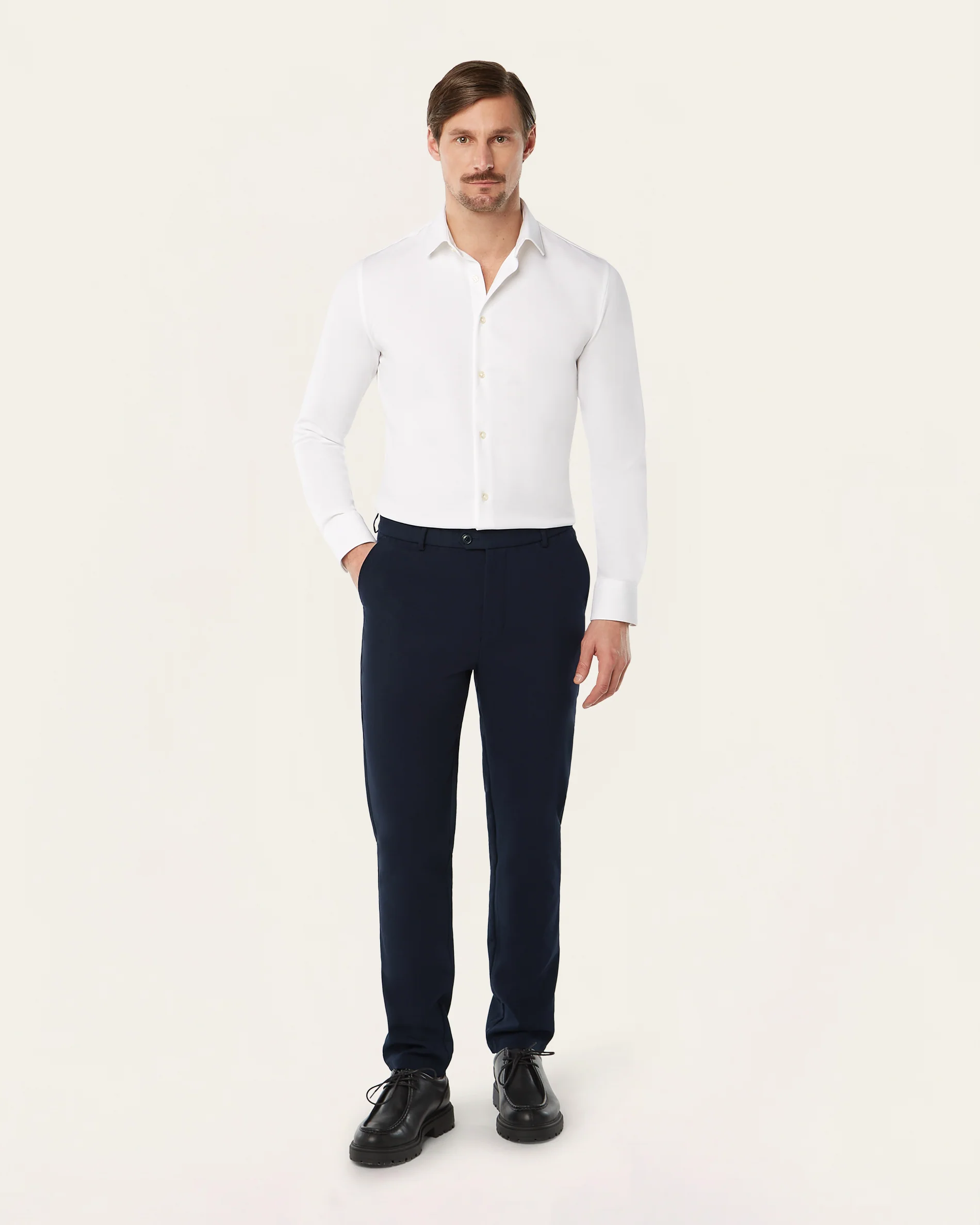 Knitted non-iron shirt white - Image 5