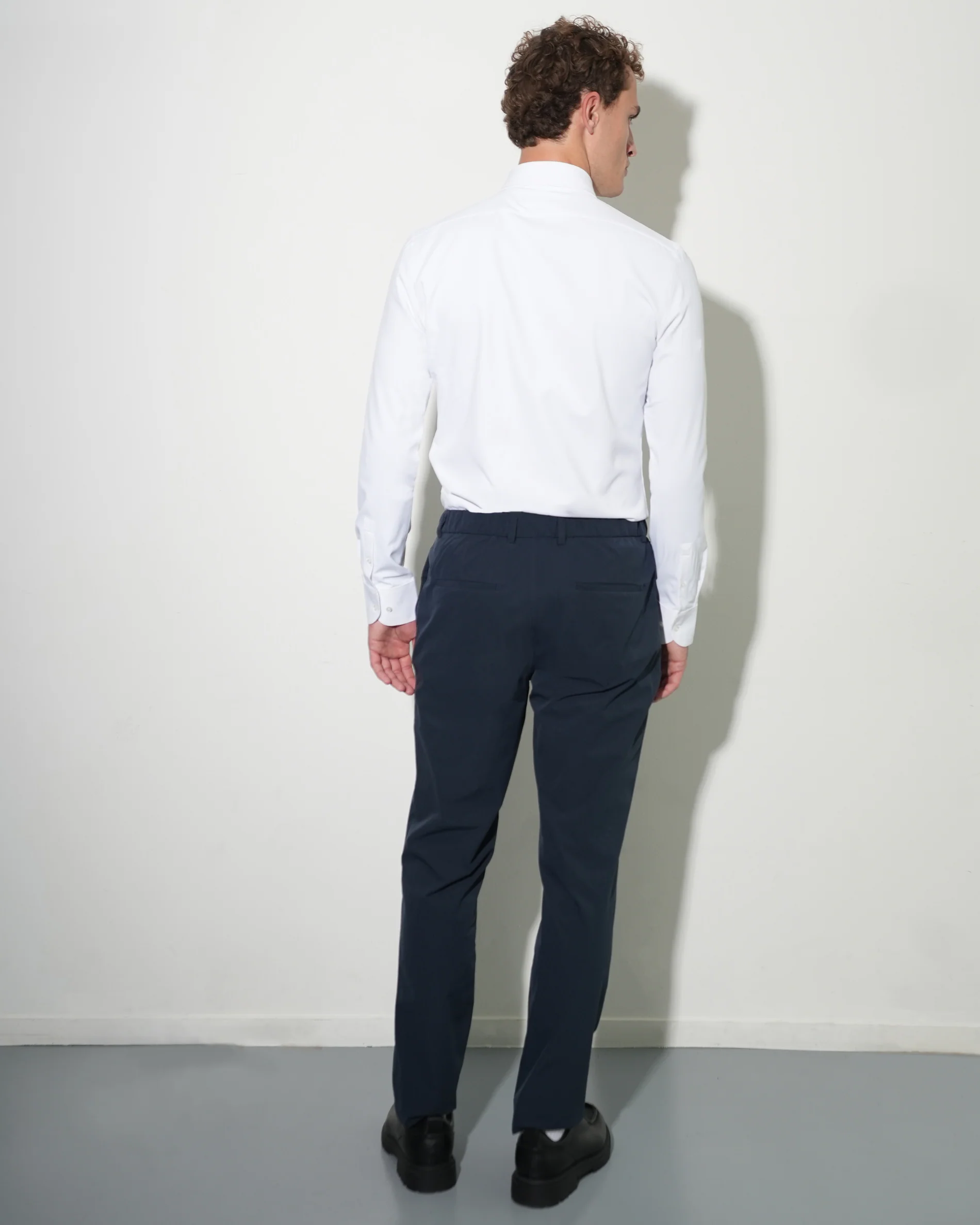 Light-weight pants navy - Image 4