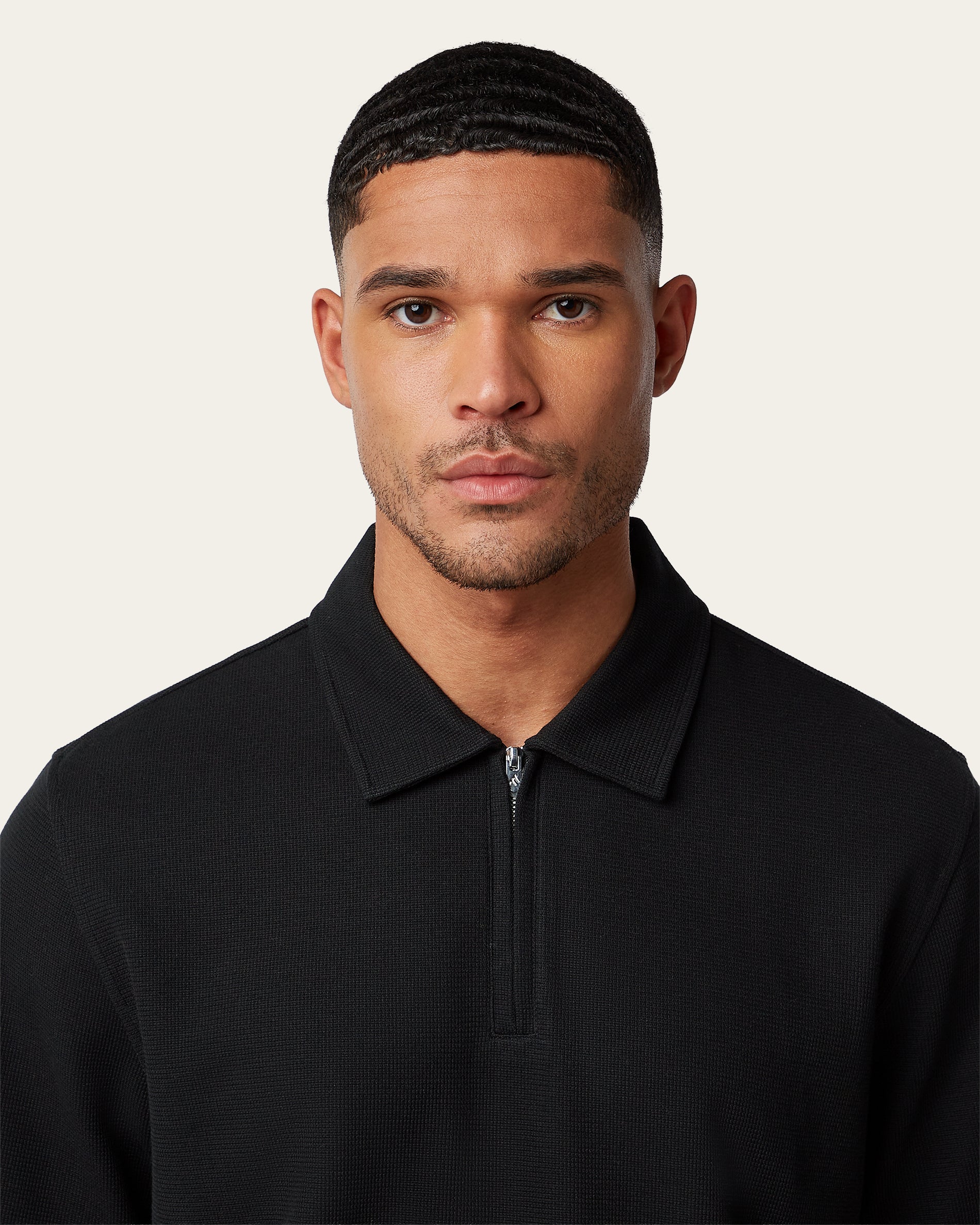 Relaxed Zip Polo Black - Image 4