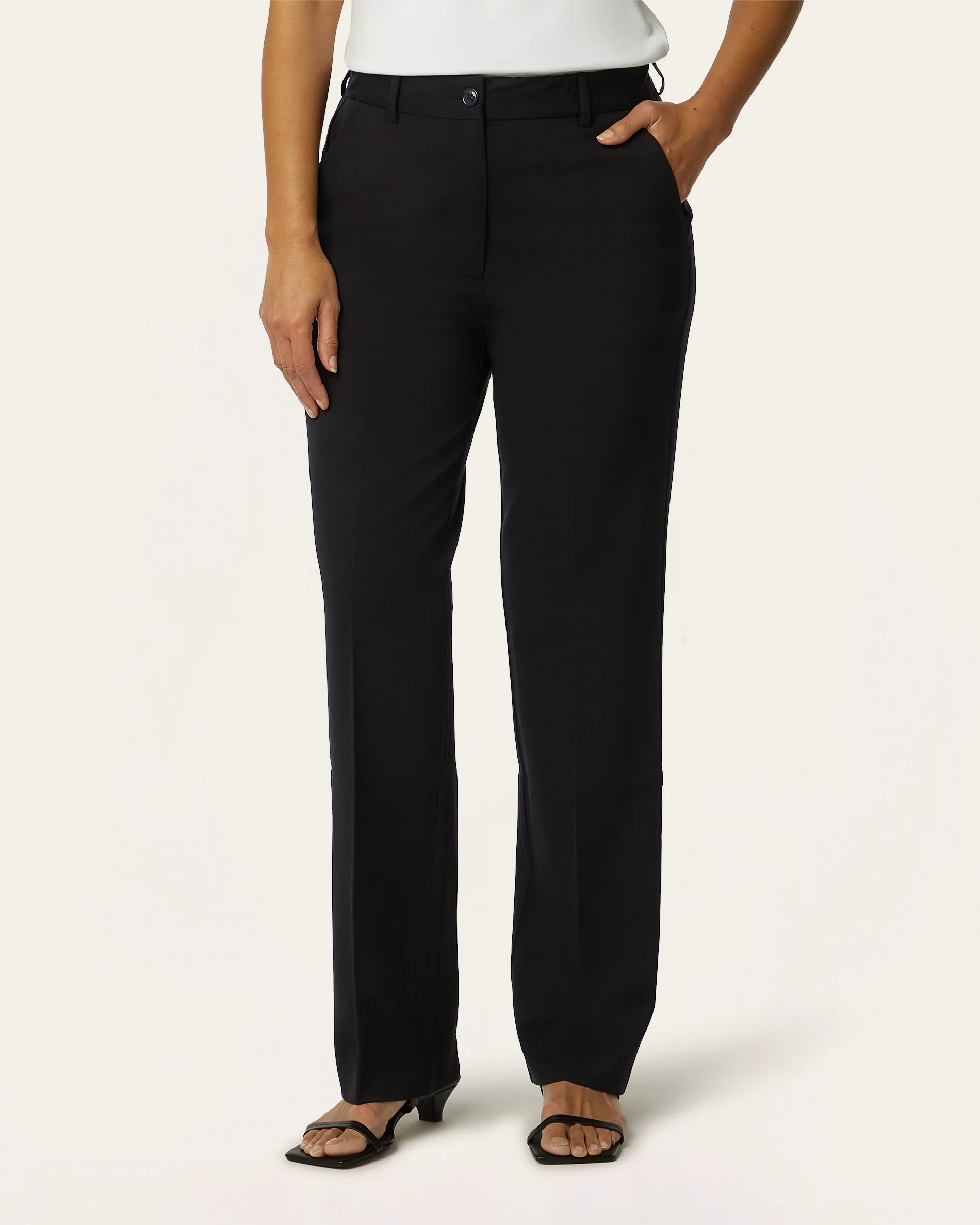 Signature Suit - Black - Image 5