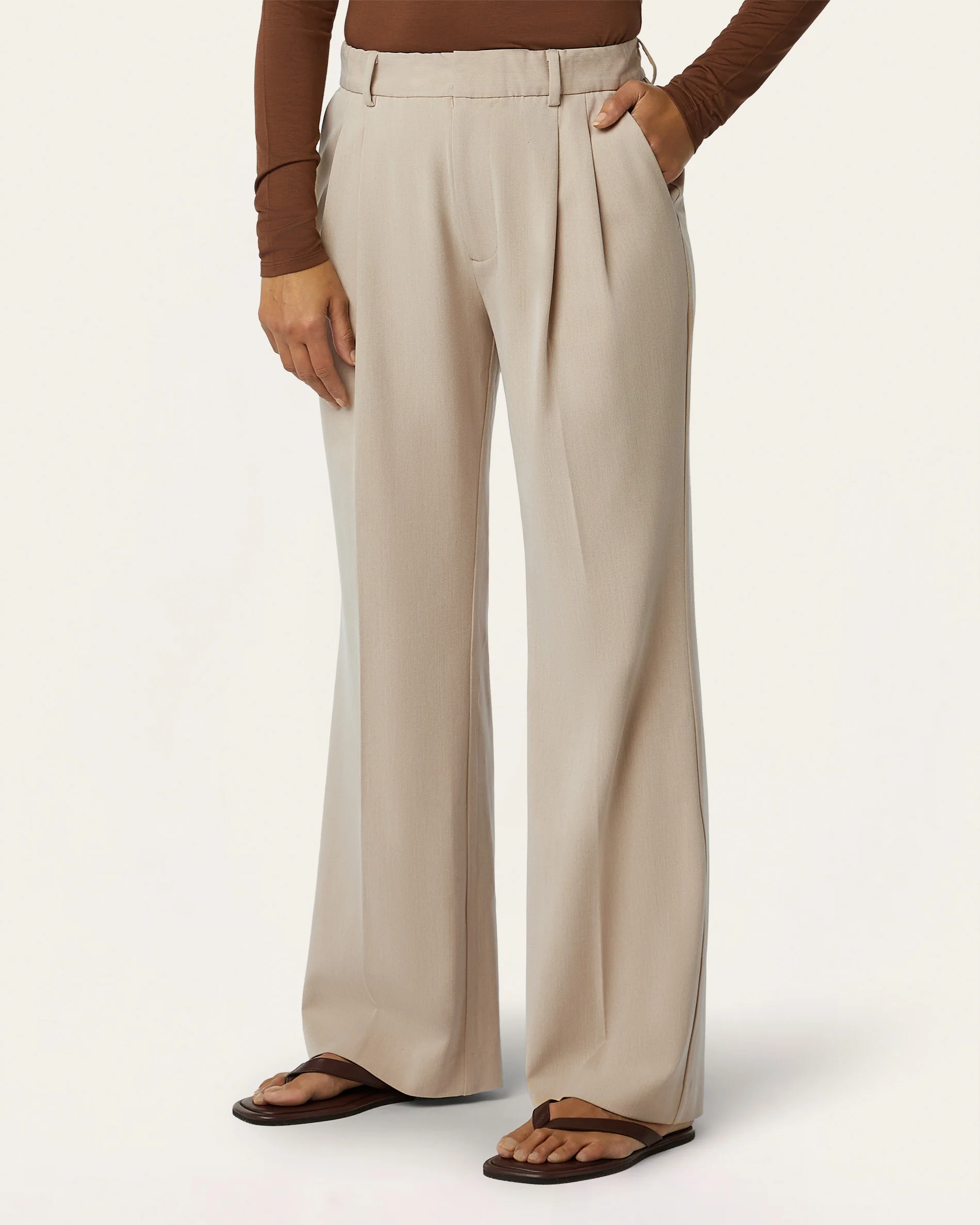 Pleated Signature wide pants - Sand
