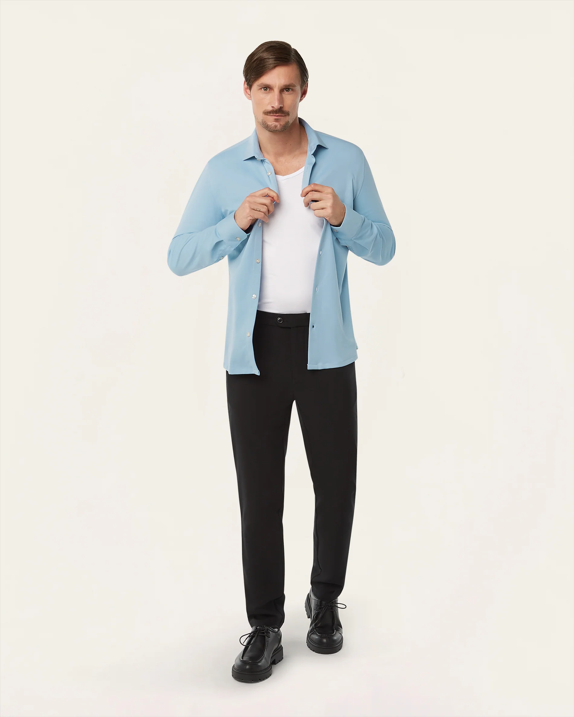 V-neck Sweat-proof undershirt white - Image 6