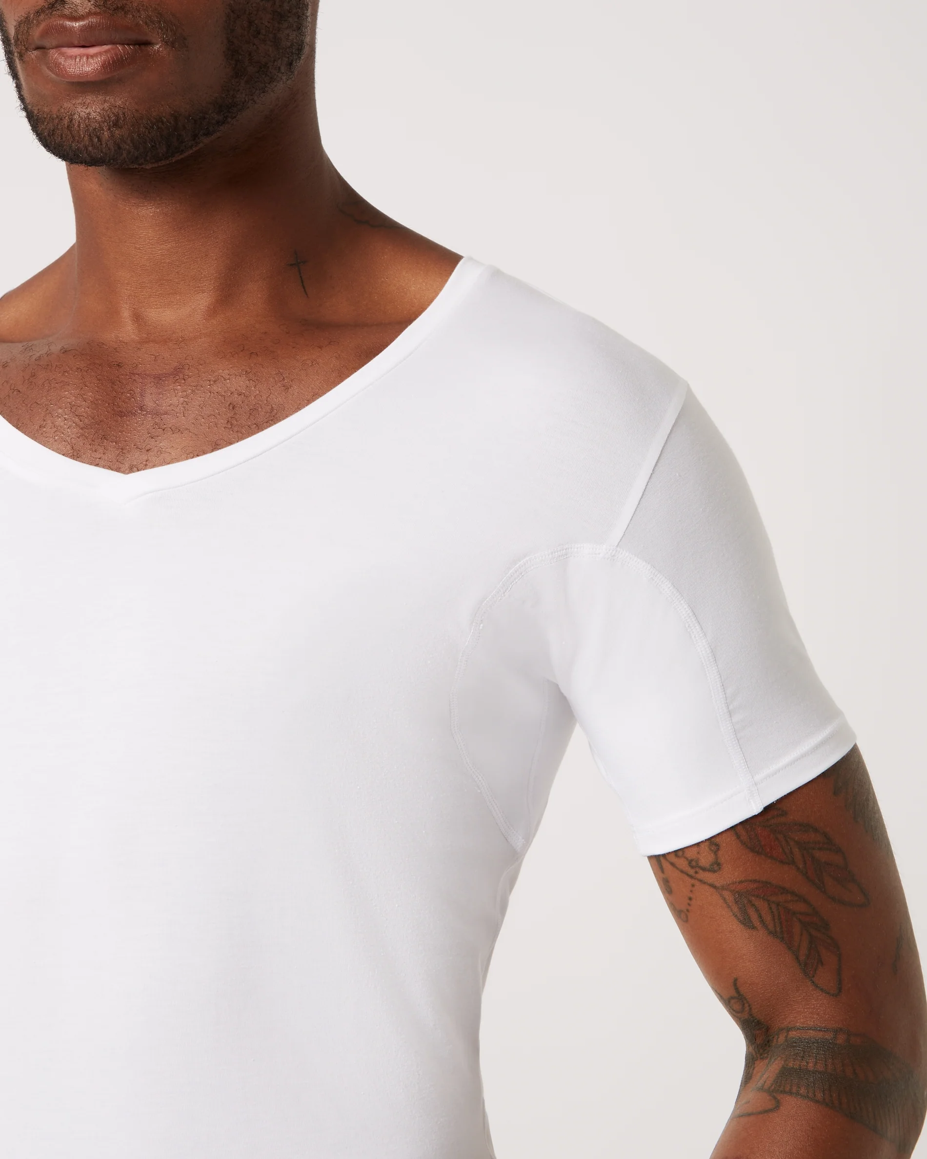 V-neck Undershirt 3-pack bundle - Image 4